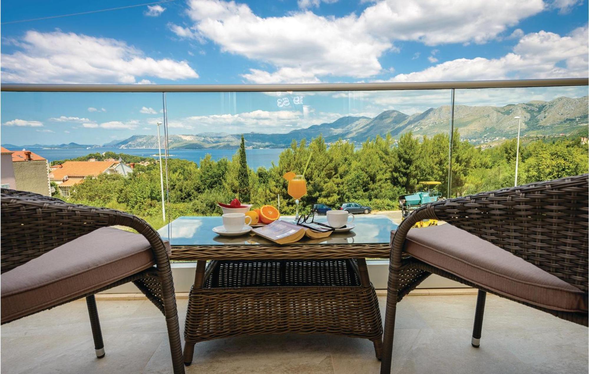 Amazing Apartment In Cavtat With House Sea View Exterior foto